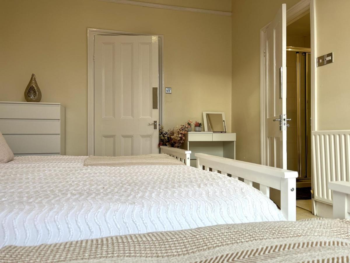 City Link - Mapperley Park Suite - Free Parking,Tram&Busroutes,Hswifi,Upto9 By Kp Nottingham Eksteriør billede